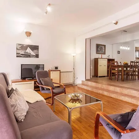 In Fazana/istrien 38645 Apartment *